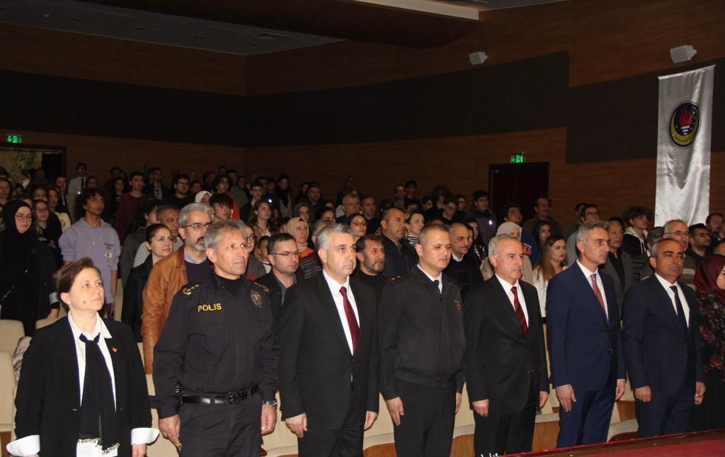 Sayın Kaymakamımız İlhan ABAY, 18 Mart Şehitleri Anma Günü ve Çanakkale Deniz Zaferi Programına Katıldı